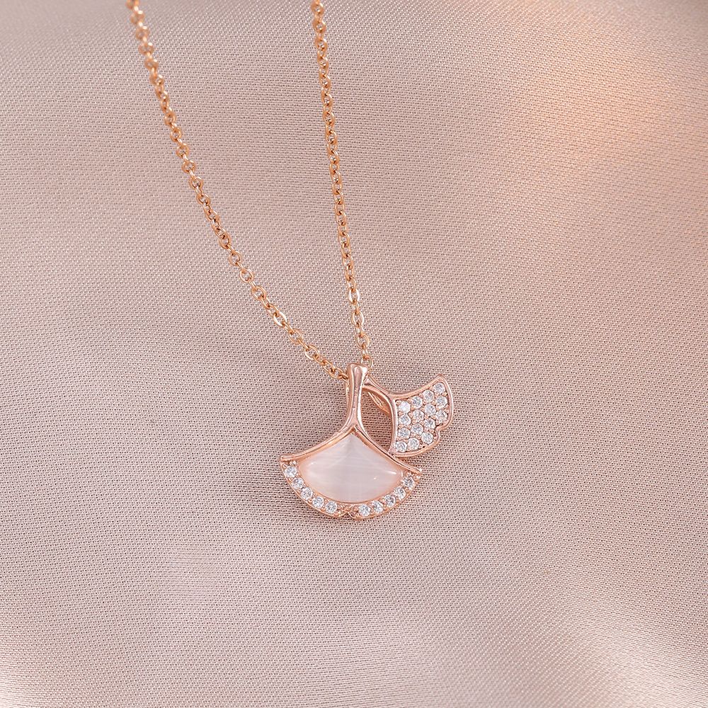 CUBIC ZIRCONIA APRICOT LEAF NECKLESS PERSONALITY LADIES JEWELRY FOR WOMEN GIRLA