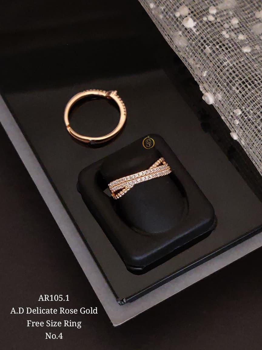 FENCY RING