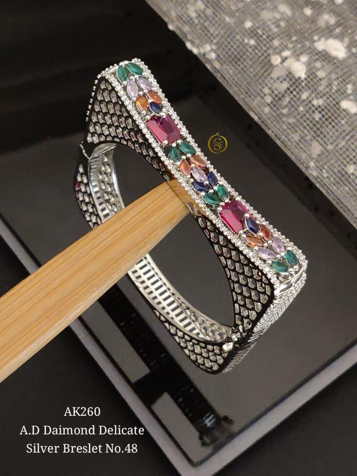 A.D DIMOND SQUARE KADA BRESLET