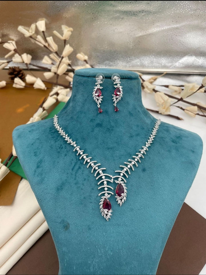 A.D NECKLESS SET