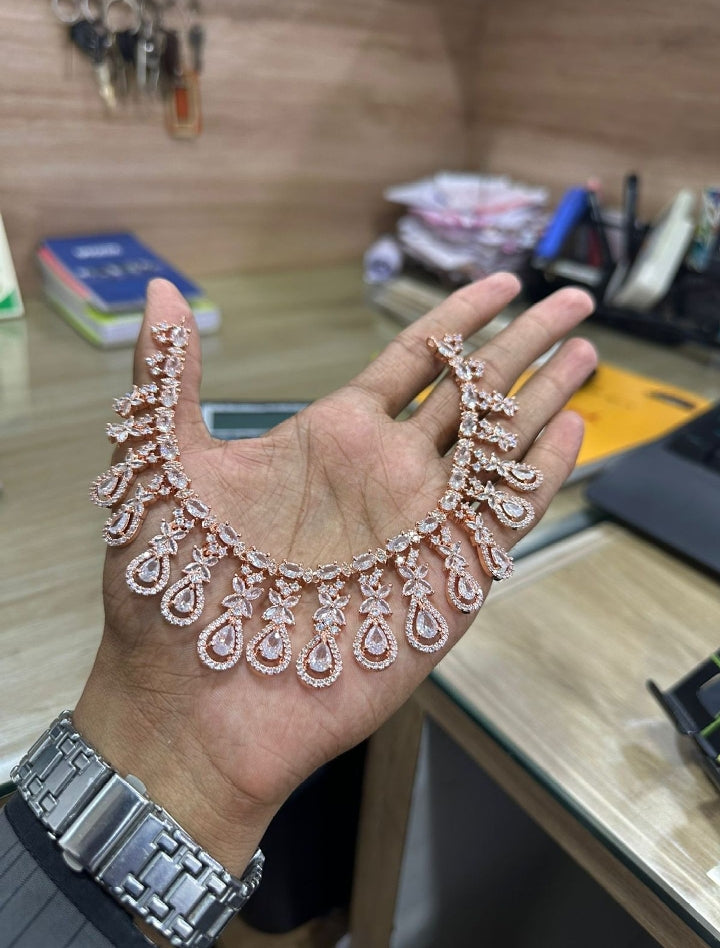 A.D NACKLESS SET