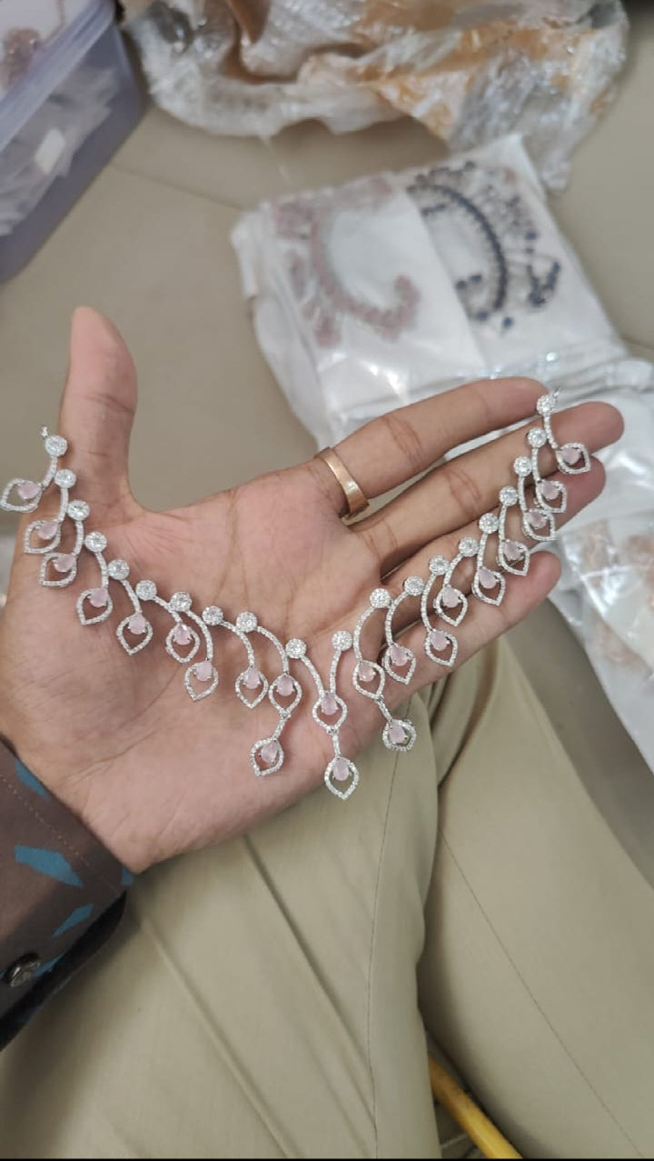 A.D NECKLESS SET