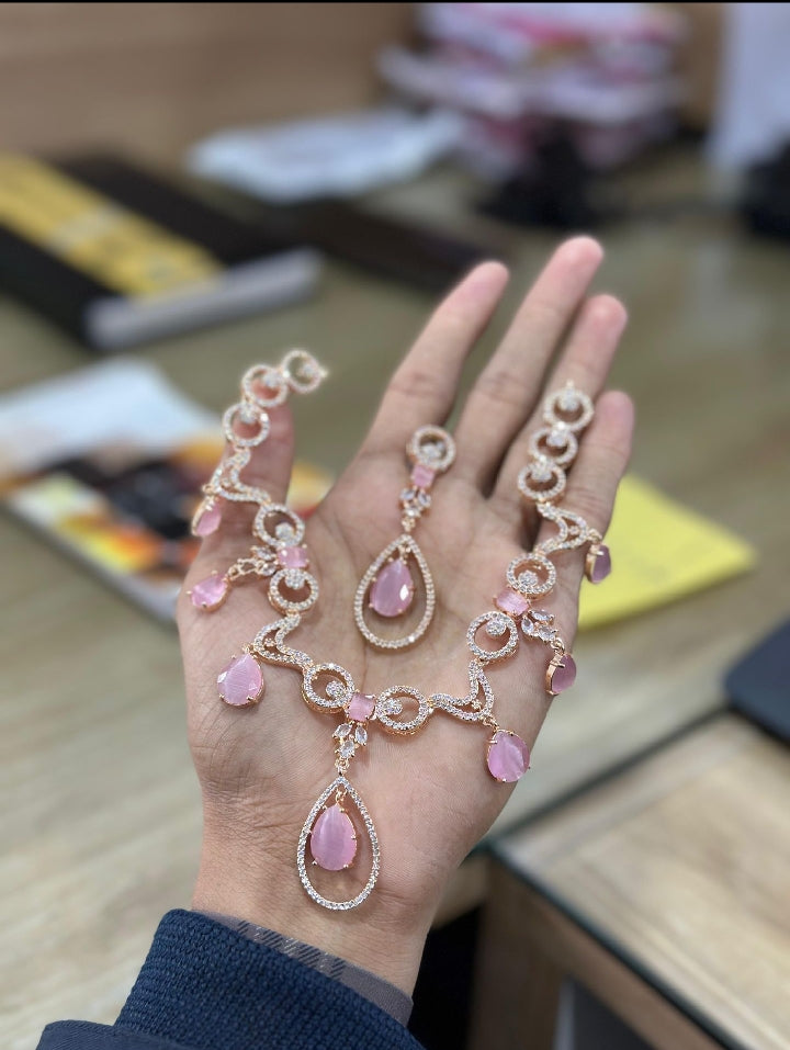 A.D NECKLESS SET