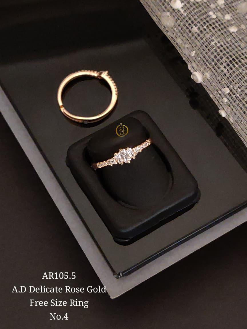FENCY RING