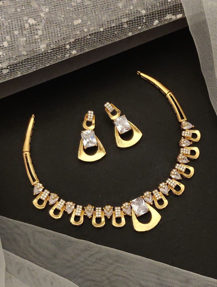 A.D NECKLESS SET