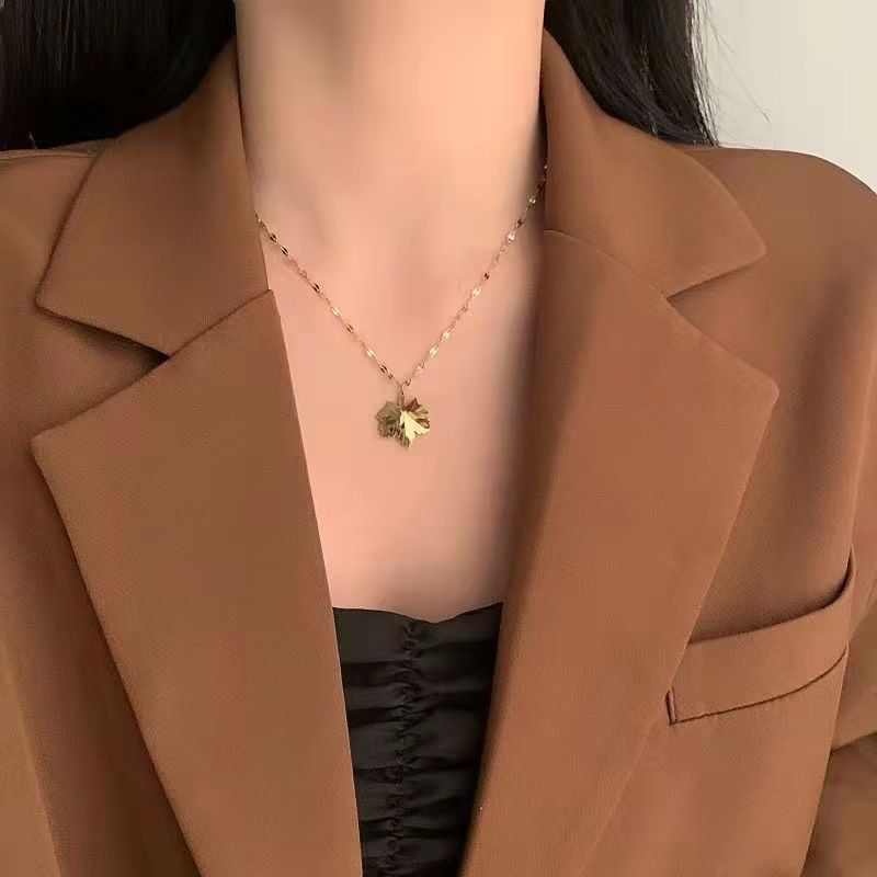 ROSE GOLD DESIGN FANCY PENDAL CHAIN CHIAIN
