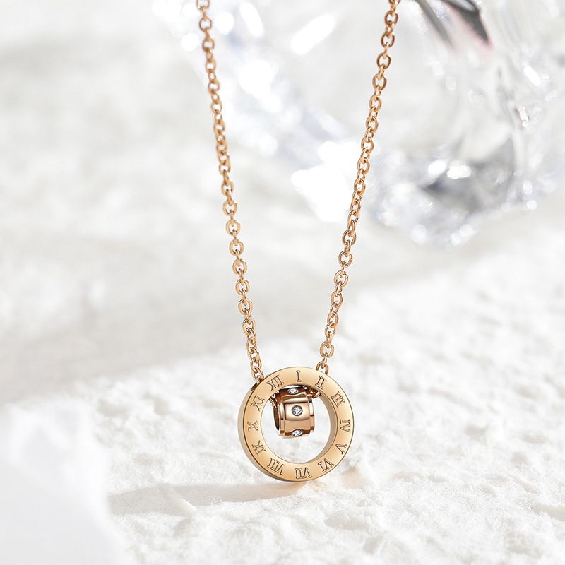ROMAN NUMERAL REVERSIBLE ROUND DESIGN
