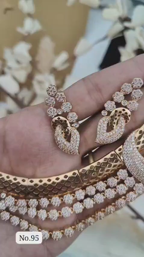 Load video: FANCY NECKLESS